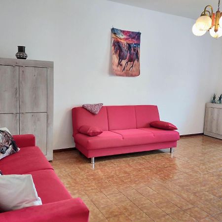 Apartment Condominio Dei Giardini By Interhome Bellano Bagian luar foto